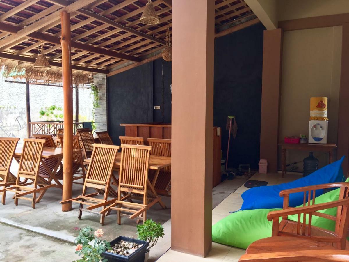 Asta Homestay 카리문자와 외부 사진